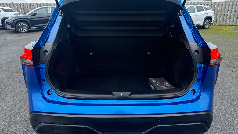 Nissan Qashqai 1.3 DiG-T MH Acenta Premium 5dr Petrol Hatchback